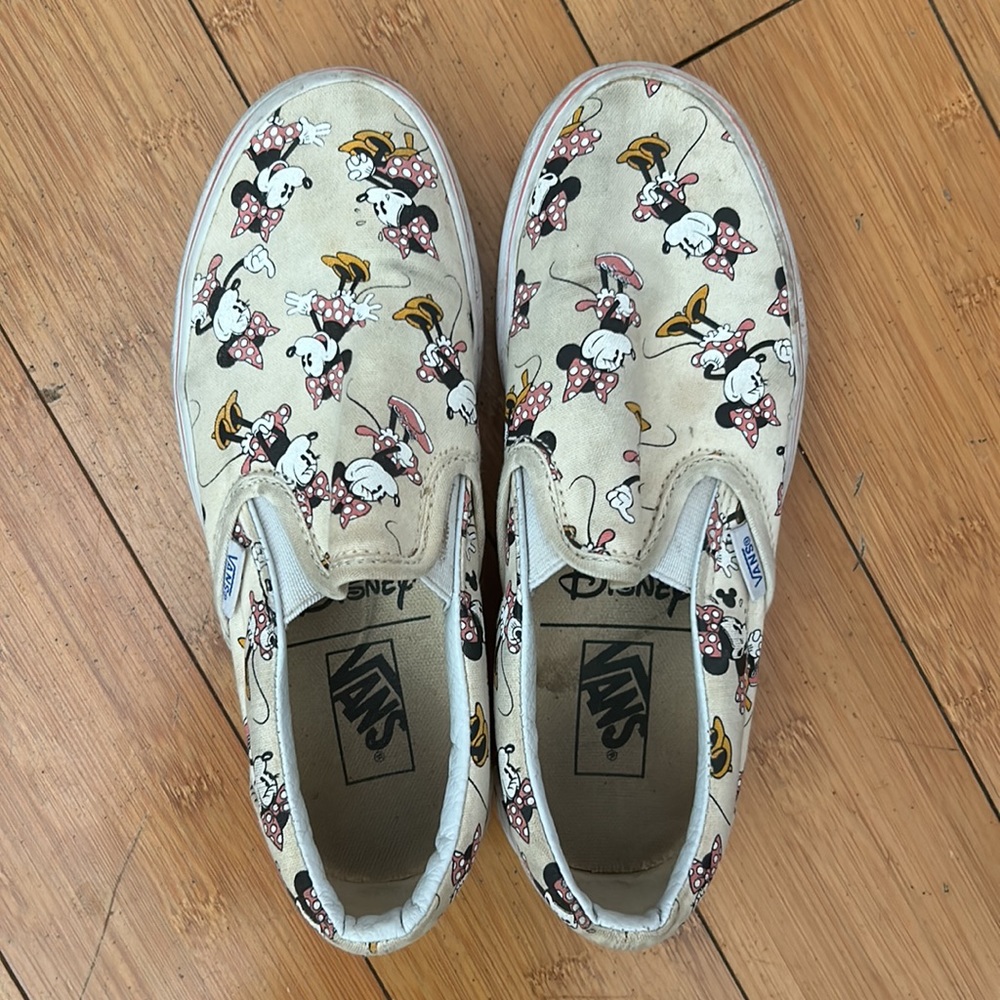 Minnie Mouse Disney Vans Sneakers - Womens 5.5